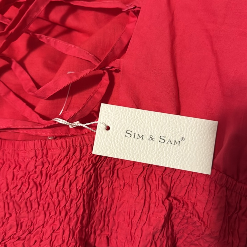 Red Puff Sleeve Women's Top - Picture 3 of 3